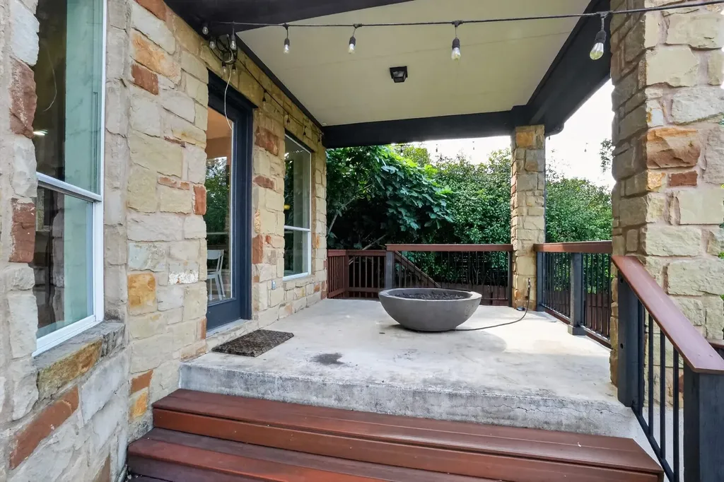 7320 Mitra Drive Austin TX 78739