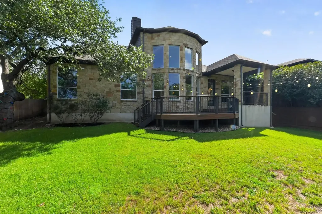 7320 Mitra Drive Austin TX 78739