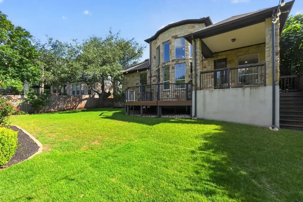 7320 Mitra Drive Austin TX 78739