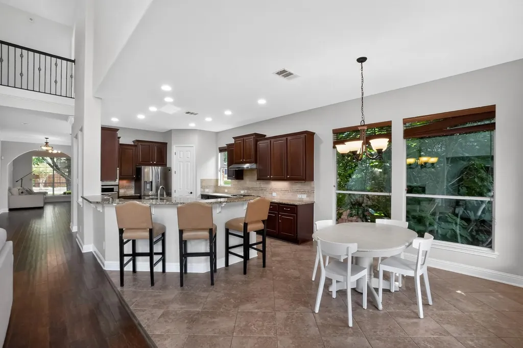 7320 Mitra Drive Austin TX 78739