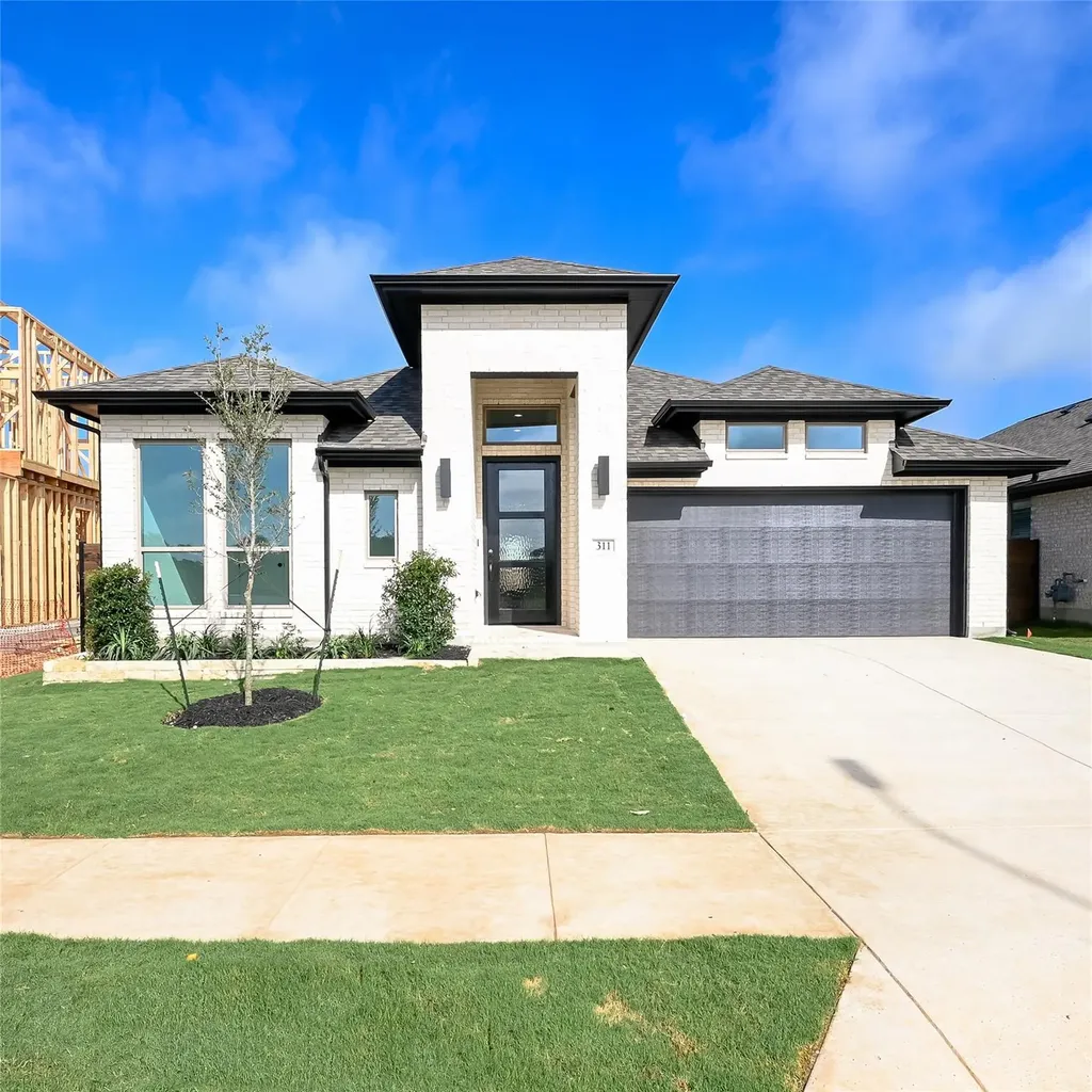 311 Melody Road Lockhart TX 78644