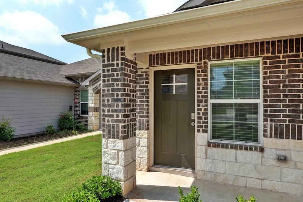 2921 Maryanne Lane Pflugerville TX 78660
