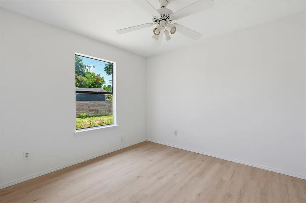 1812 Wagon Gap Drive Round Rock TX 78681