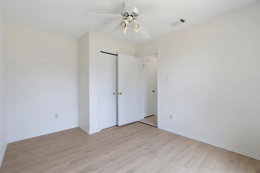 1812 Wagon Gap Drive Round Rock TX 78681