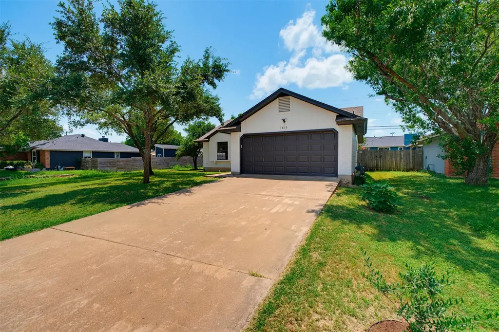 1812 Wagon Gap Drive Round Rock TX 78681