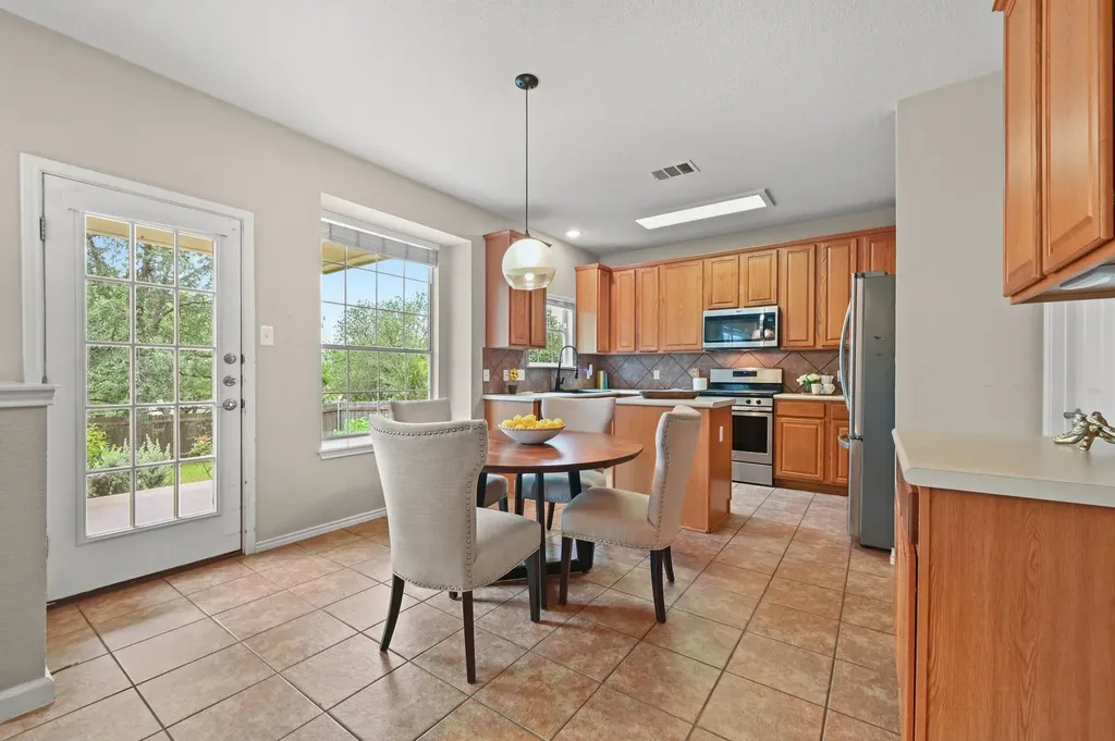 10701 Beard Avenue Austin TX 78748