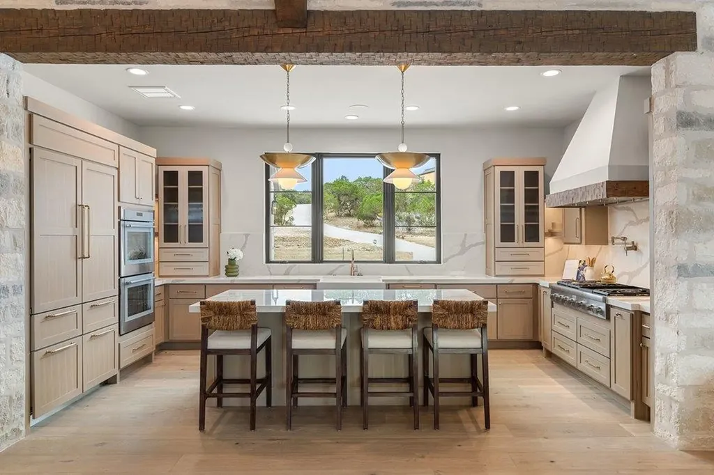 244 Zonetail Cove Austin TX 78737