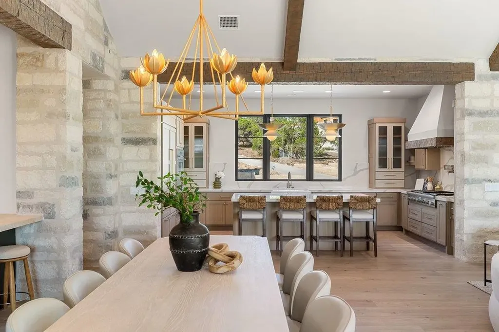 244 Zonetail Cove Austin TX 78737