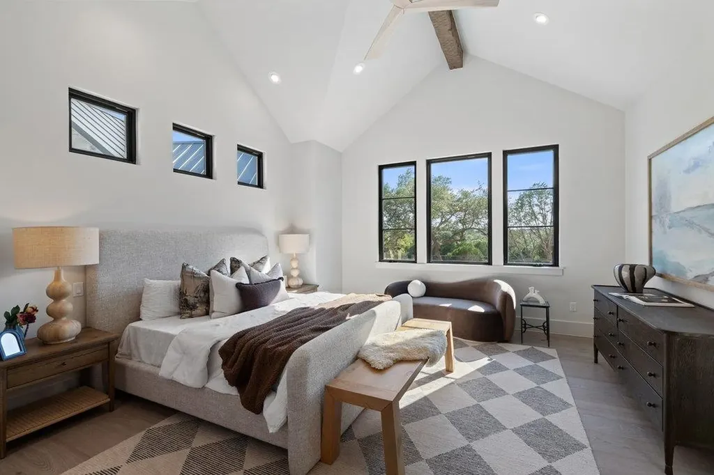 244 Zonetail Cove Austin TX 78737