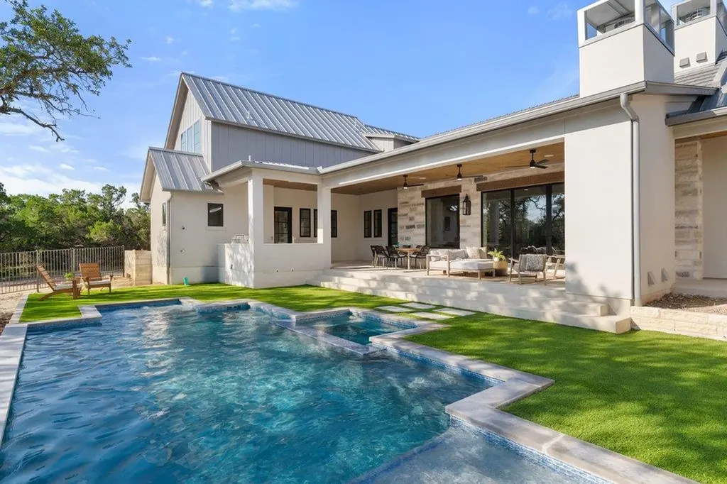 244 Zonetail Cove Austin TX 78737