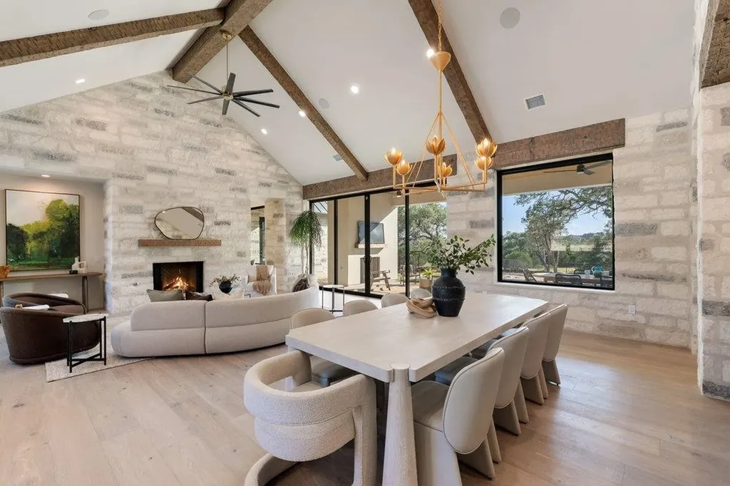 244 Zonetail Cove Austin TX 78737