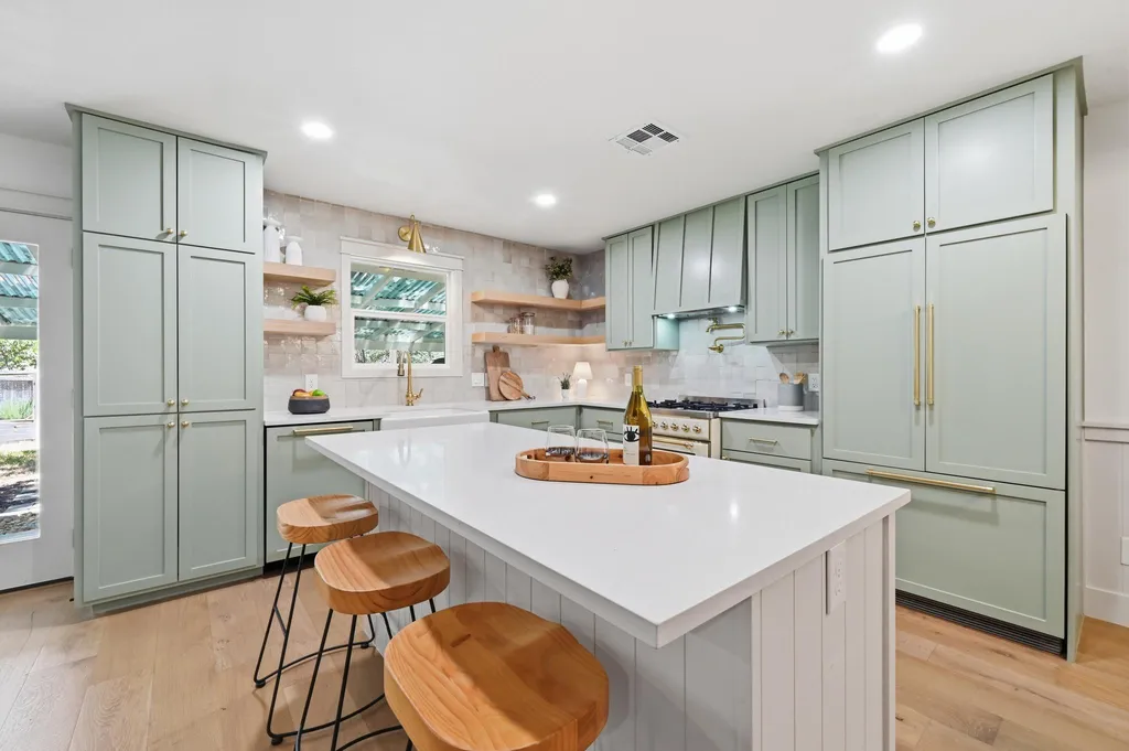 4814 White Elm Drive Austin TX 78749