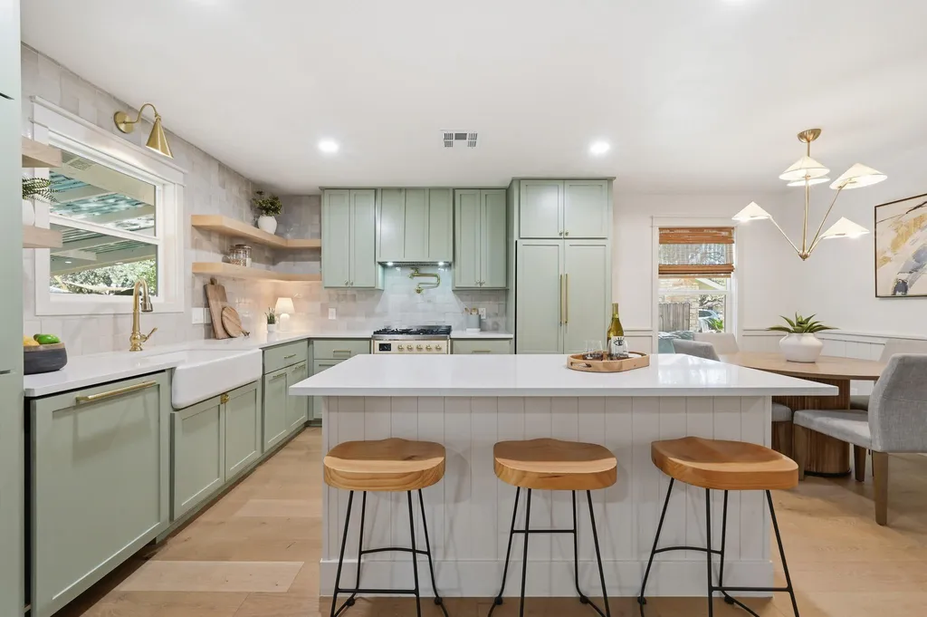 4814 White Elm Drive Austin TX 78749