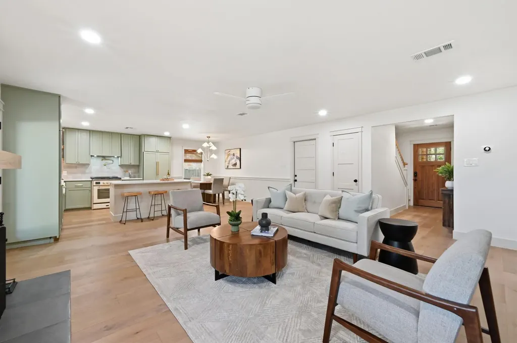 4814 White Elm Drive Austin TX 78749