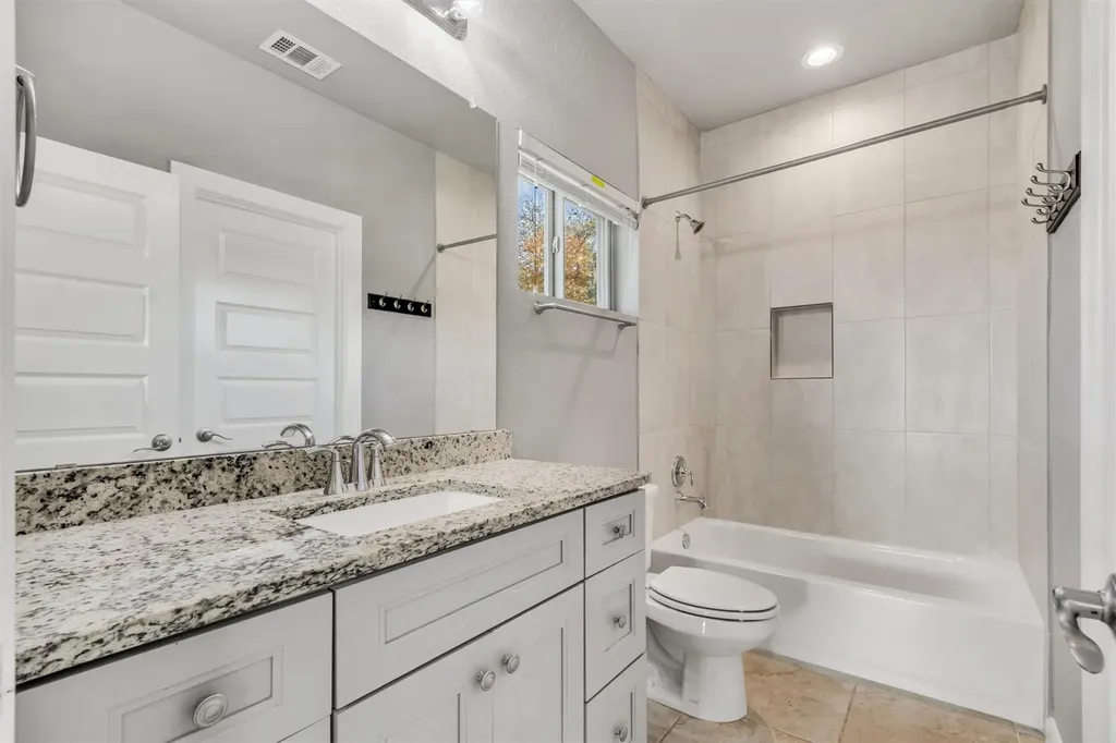 21414 Santa Carlo Avenue Lago Vista TX 78645