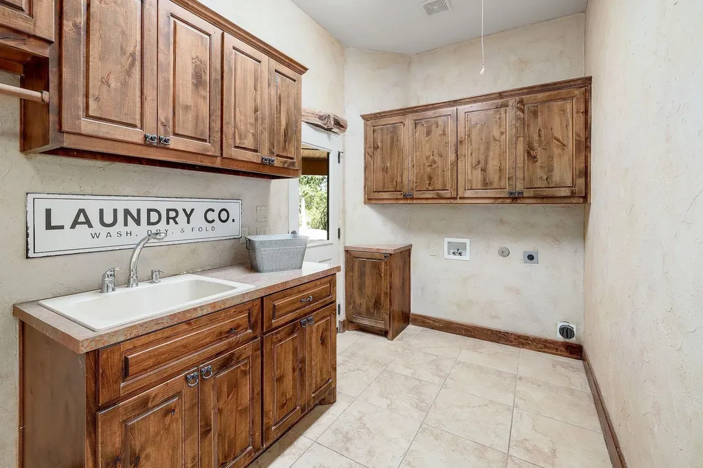1120 Redbird Road Georgetown TX 78626
