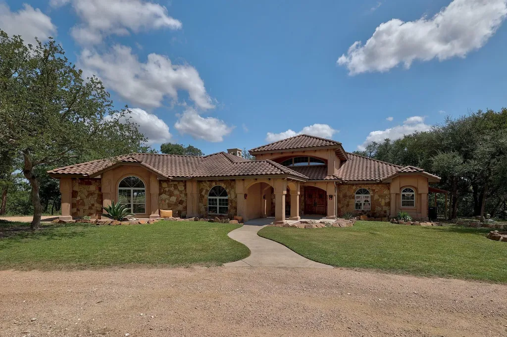 1120 Redbird Road Georgetown TX 78626