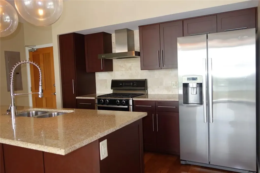 1600 Barton Springs Road Austin TX 78704