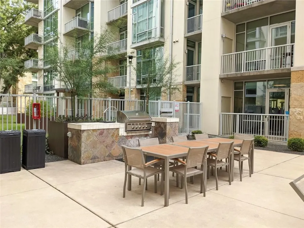 1600 Barton Springs Road Austin TX 78704