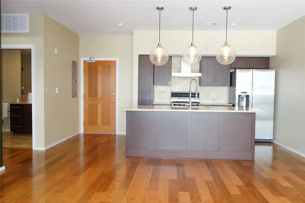 1600 Barton Springs Road Austin TX 78704