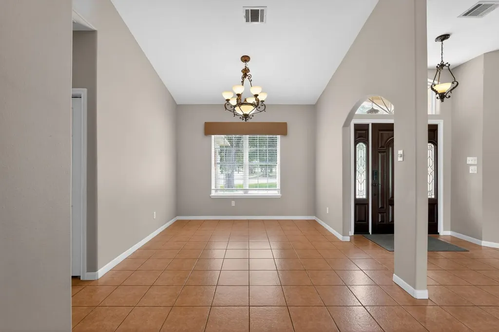 410 Pinehurst Drive New Ulm TX 78950
