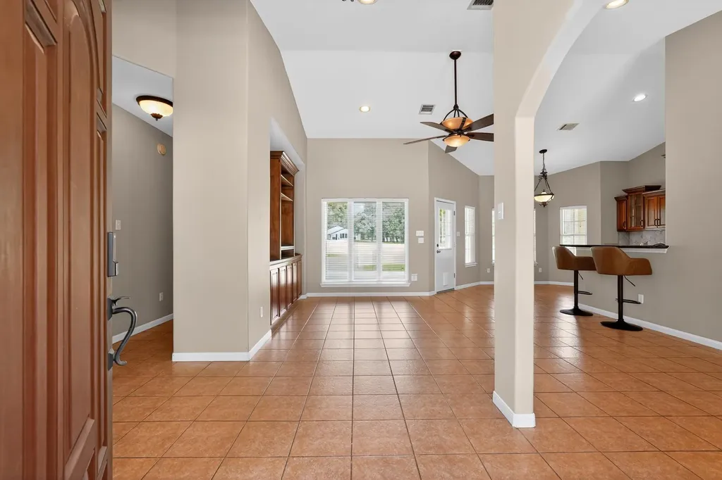 410 Pinehurst Drive New Ulm TX 78950