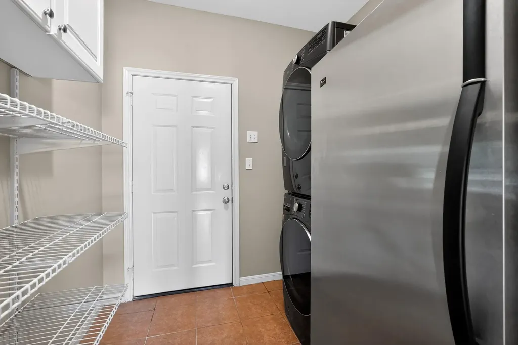 410 Pinehurst Drive New Ulm TX 78950