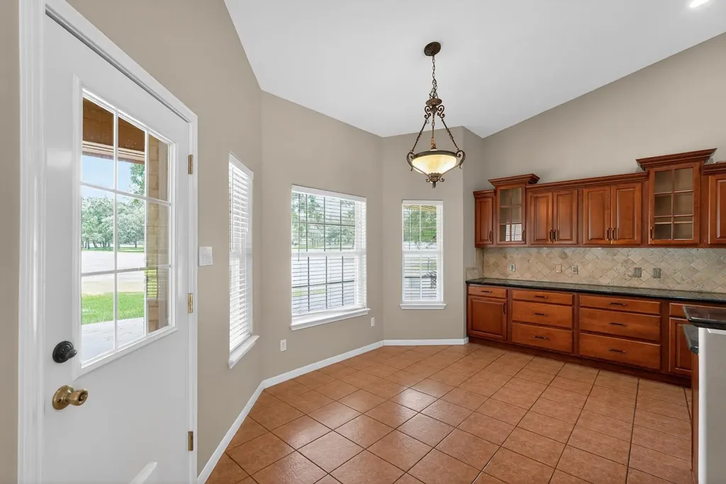 410 Pinehurst Drive New Ulm TX 78950