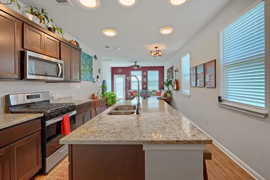 13216 Desert Orchid Drive Buda TX 78610