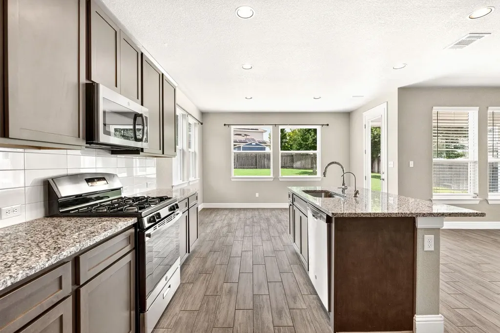 205 Oakstone Drive Georgetown TX 78628