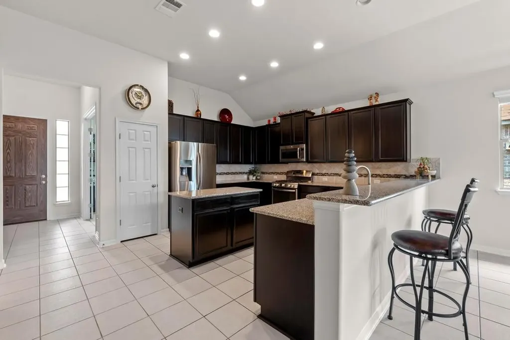 2204 Granite Hill Drive Leander TX 78641