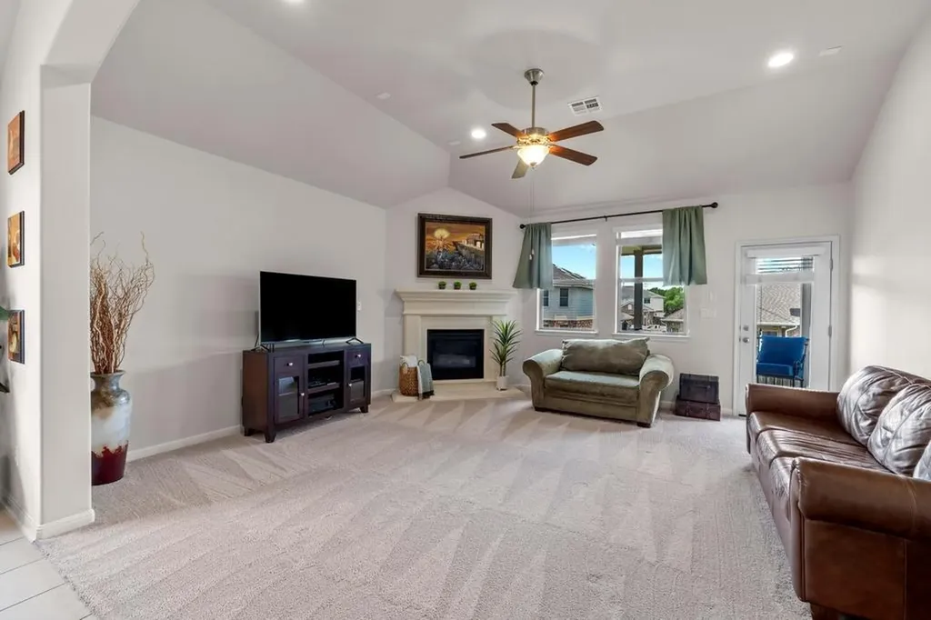 2204 Granite Hill Drive Leander TX 78641