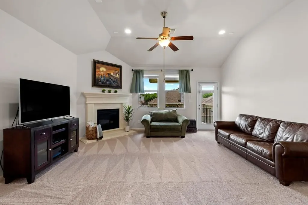 2204 Granite Hill Drive Leander TX 78641