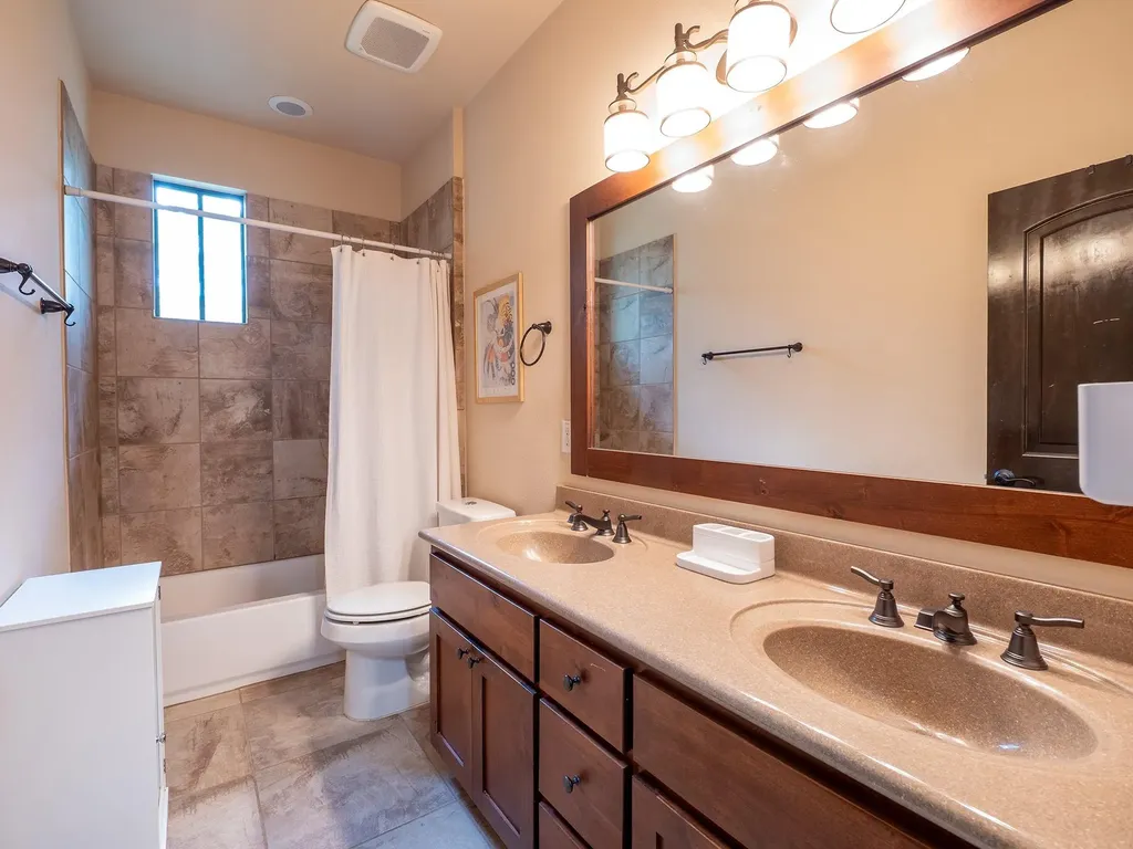 4617 Page Street Austin TX 78723