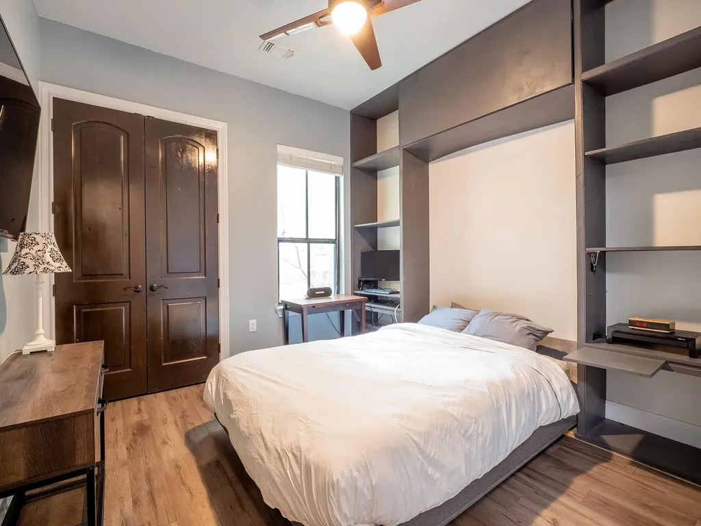 4617 Page Street Austin TX 78723