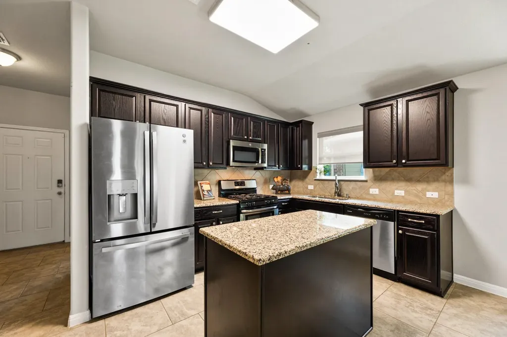 132 Moulins Lane Georgetown TX 78626