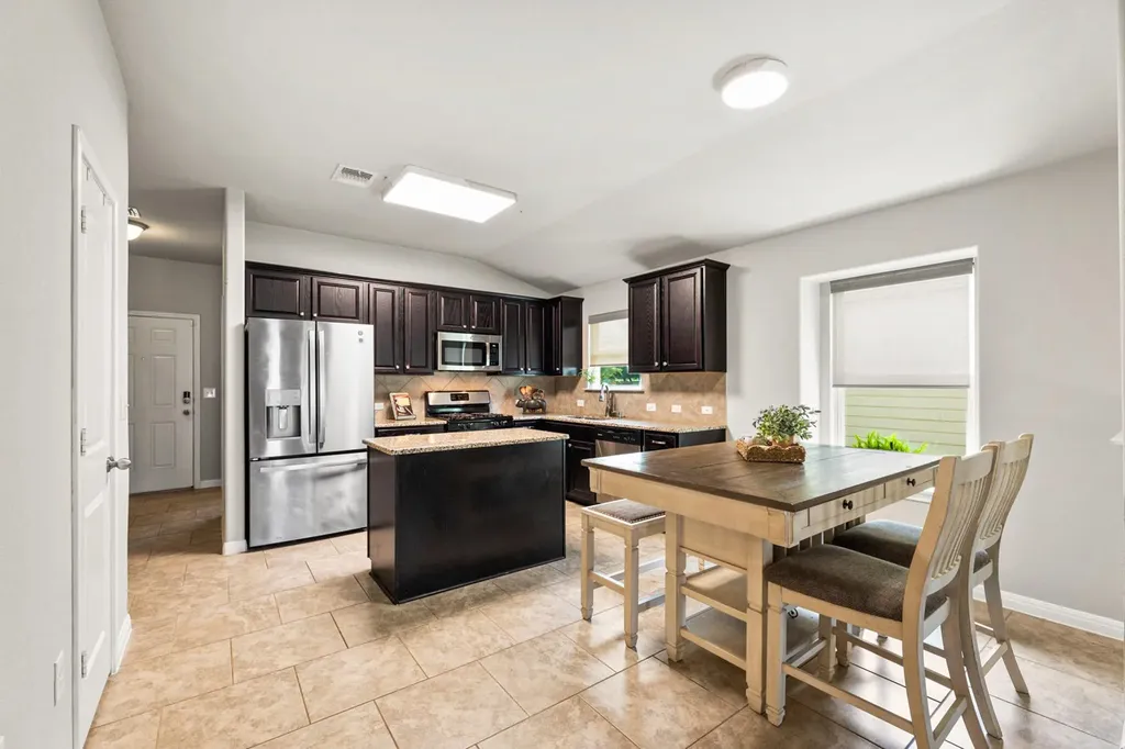 132 Moulins Lane Georgetown TX 78626