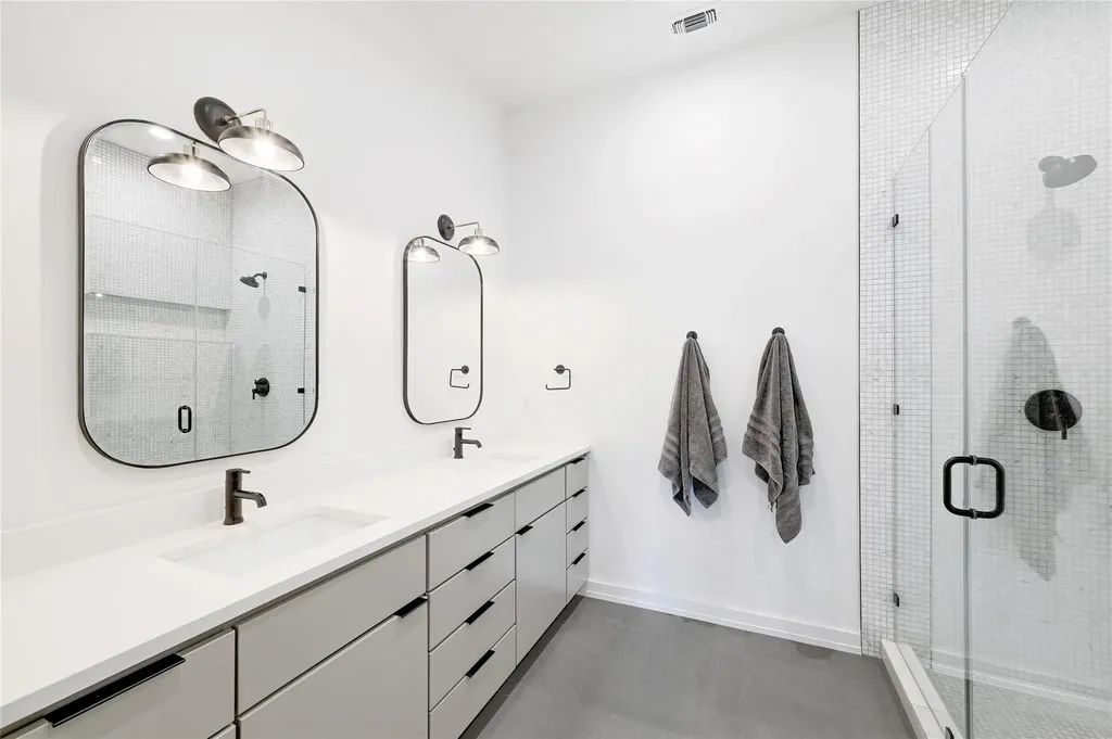 410 W Alpine Road Austin TX 78704