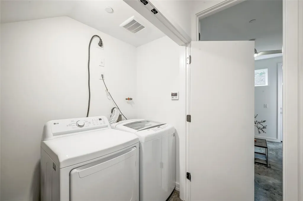 410 W Alpine Road Austin TX 78704