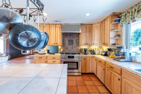 3550 County Road 245 Florence TX 76527
