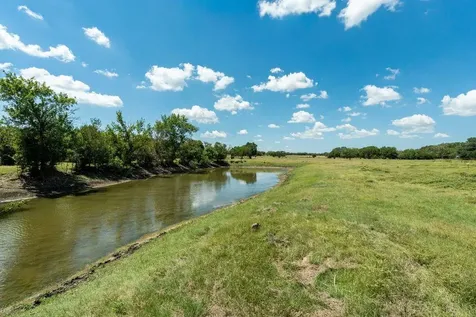 3550 County Road 245 Florence TX 76527