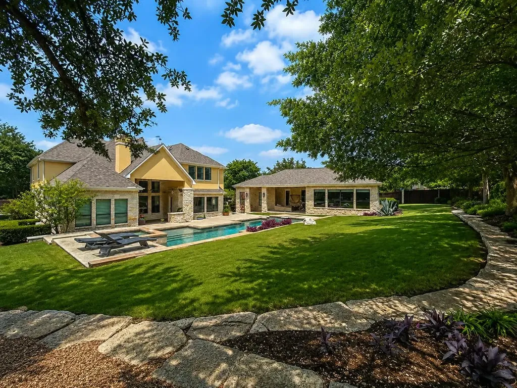 1005 Lakewood Hills Terrace Austin TX 78732