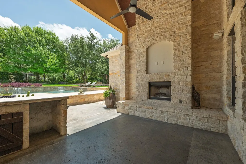 1005 Lakewood Hills Terrace Austin TX 78732