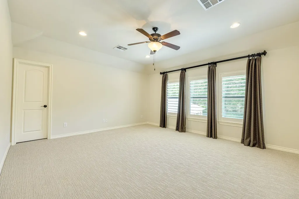 1005 Lakewood Hills Terrace Austin TX 78732