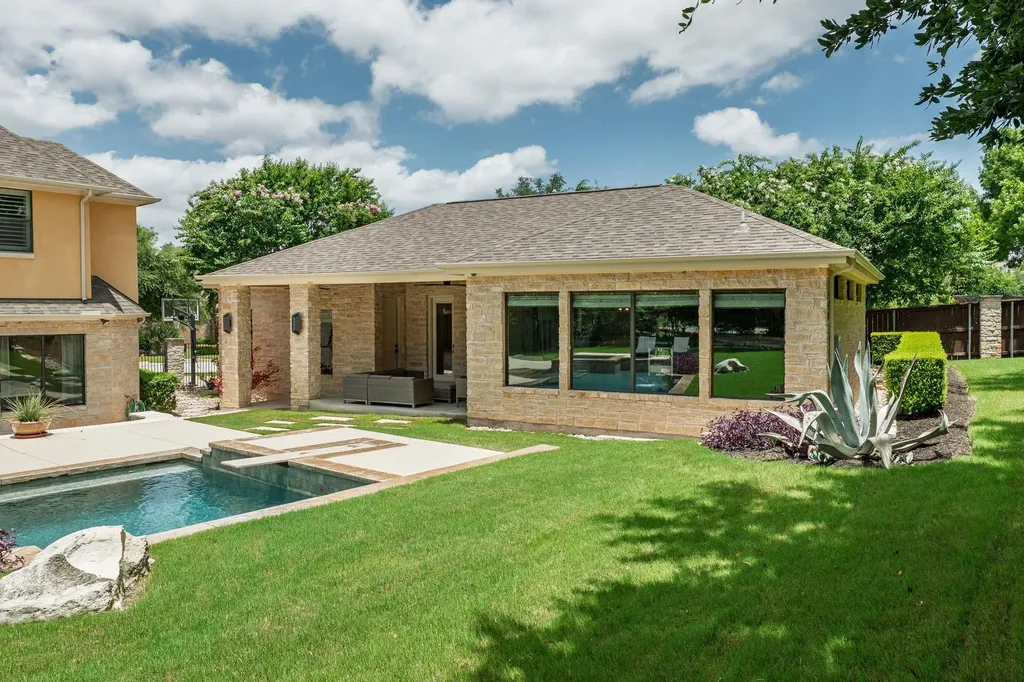 1005 Lakewood Hills Terrace Austin TX 78732