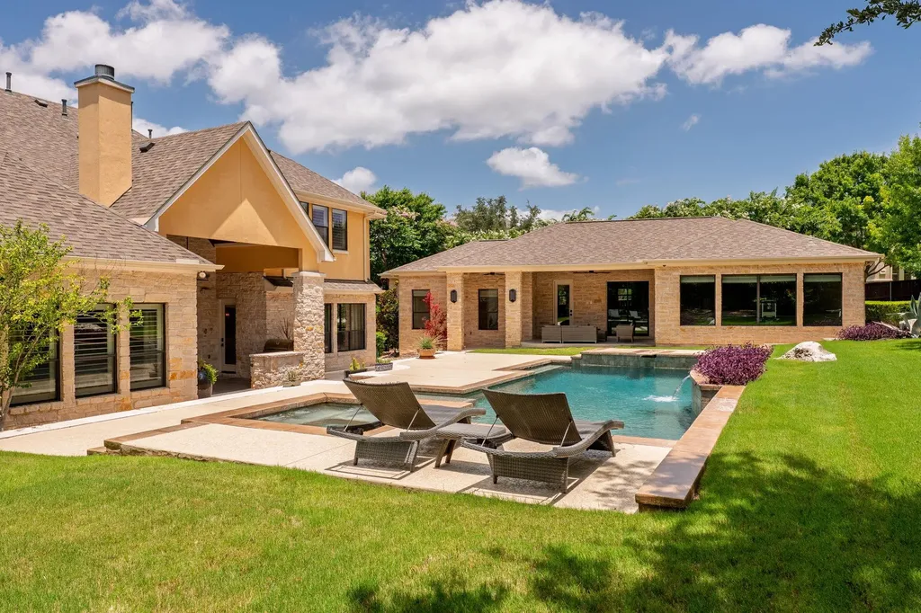 1005 Lakewood Hills Terrace Austin TX 78732
