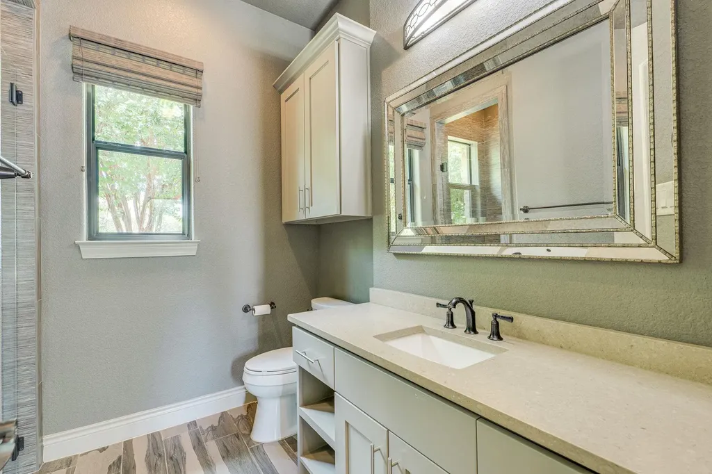 1005 Lakewood Hills Terrace Austin TX 78732