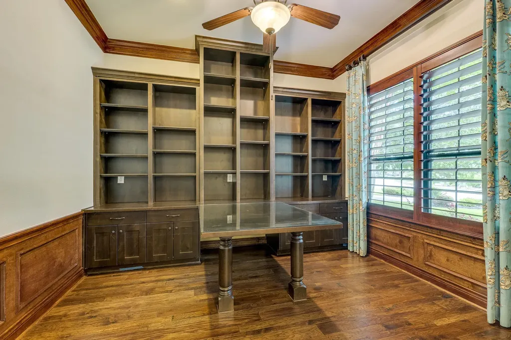 1005 Lakewood Hills Terrace Austin TX 78732