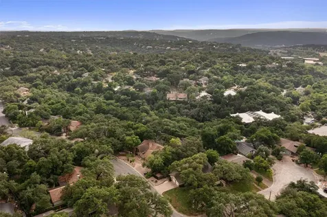 8910 Wildridge Drive Austin TX 78759