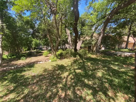 8910 Wildridge Drive Austin TX 78759